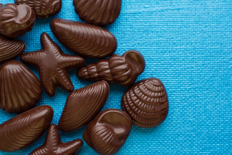 Top 5 Foods to Ignite Romance in the South of France
