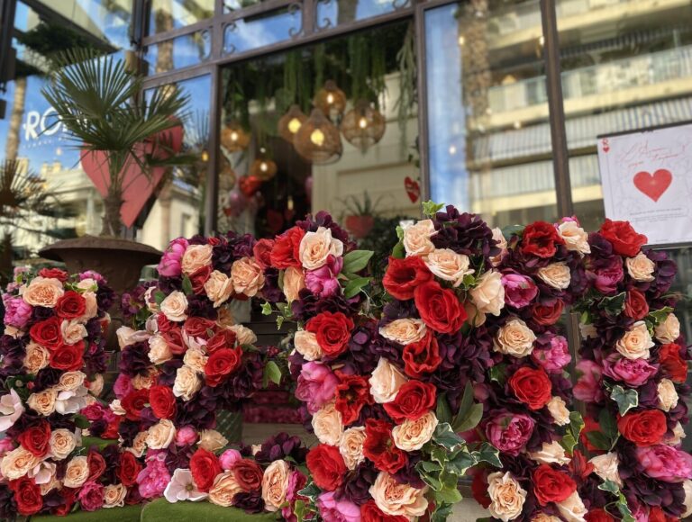 Roni Flowers Antibes