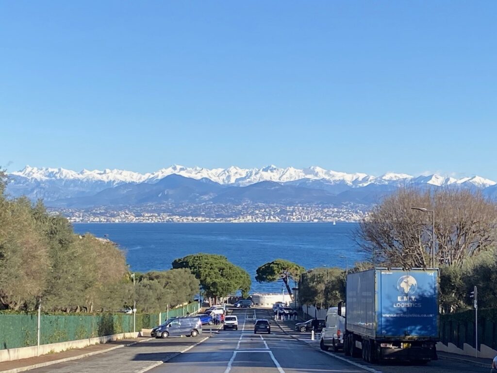 snow alps plage keller la garoupe