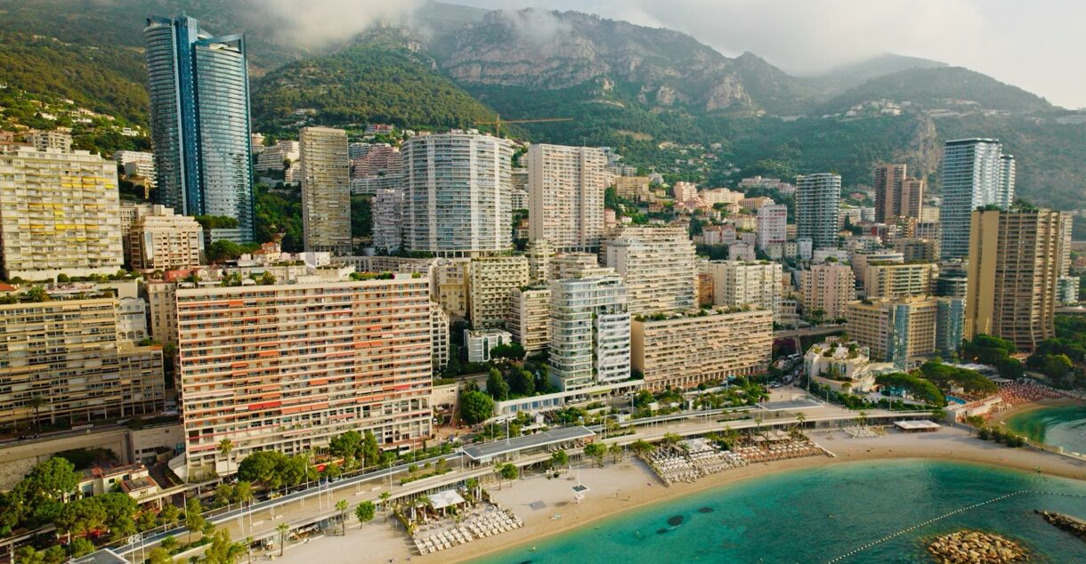 livein-mc-dive-into-the-monegasque-art-of-living-through-real-estate