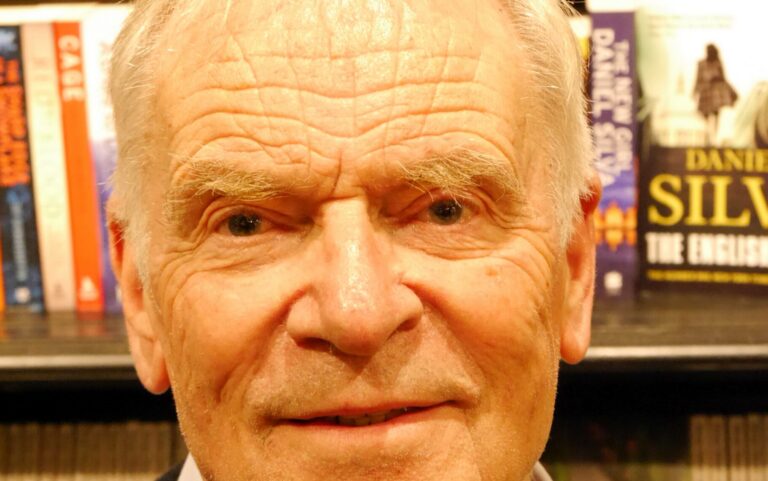 Jeffrey Archer dies